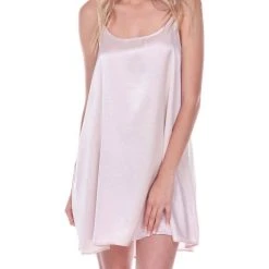 Budget 🔥 Pj Harlow 👩 women Allie Satin Chemise in Blush 🌟